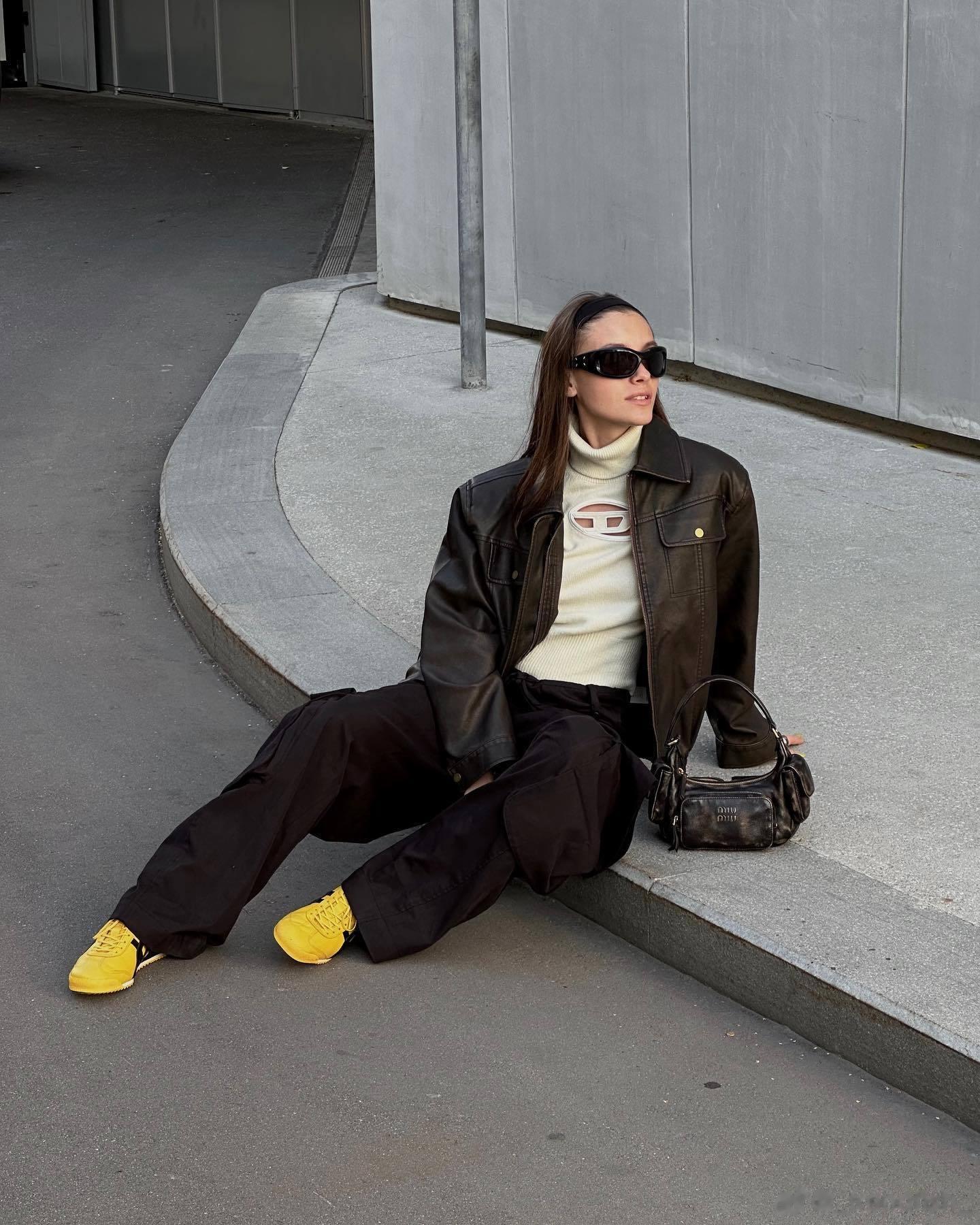 Alexandra  是这街上最酷的人😎#Ins# ​​​