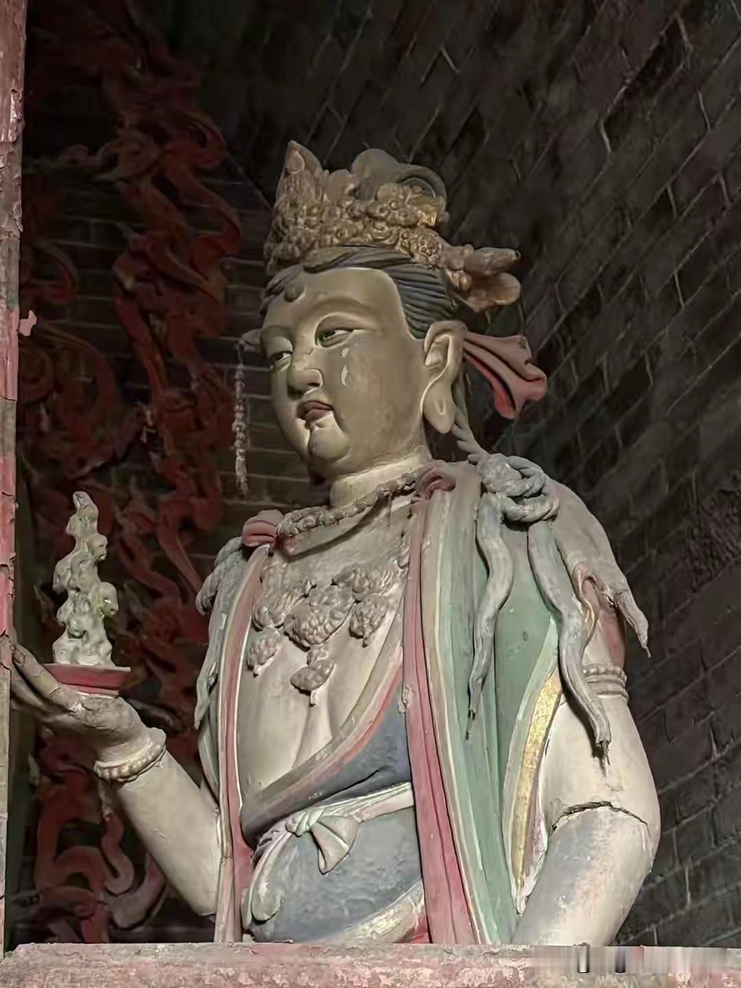 2026年6月13号凌晨四点多，运城新绛县泽掌镇光村，福胜寺门口已经排了二十多个