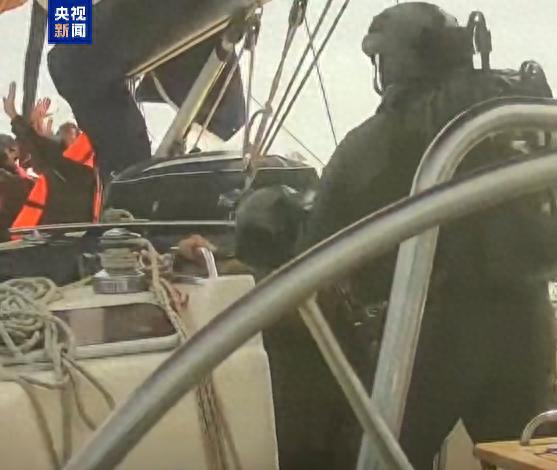大家都知道公海是公共海域，自由航行是最基本的国际规矩，没有任何国家能私自说了算，