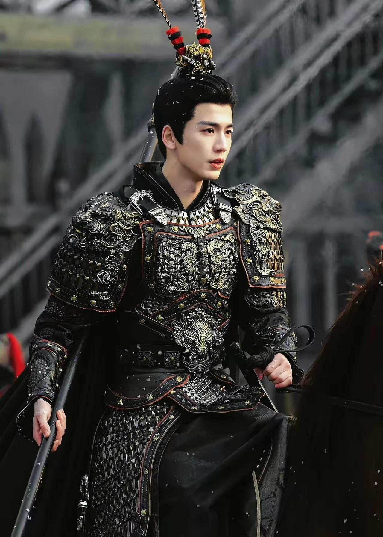 西史辨伪该搞还是要搞。西方历史不论真假，至少它的古代史对今天的中国没有任何借鉴意