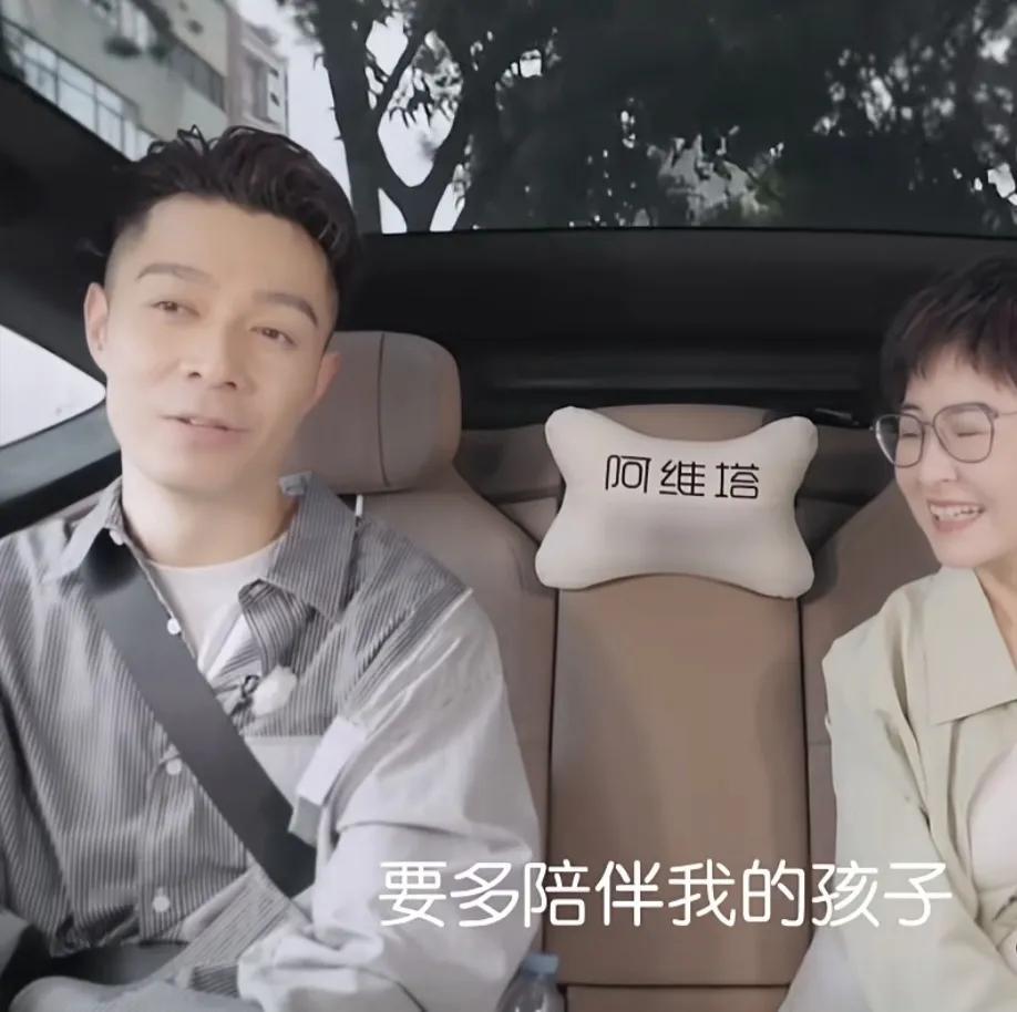 周柏豪：“我要答应我自己，要多陪伴我的孩子，无论什么时候回到香港，然后每一天都是