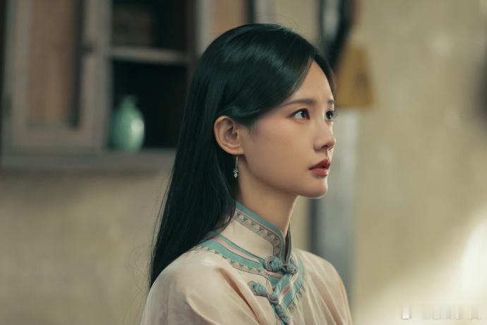 李现被李一桐骗得团团转李一桐说转哪儿李现就老老实实转哪儿，乖乖听话完成指令，结果