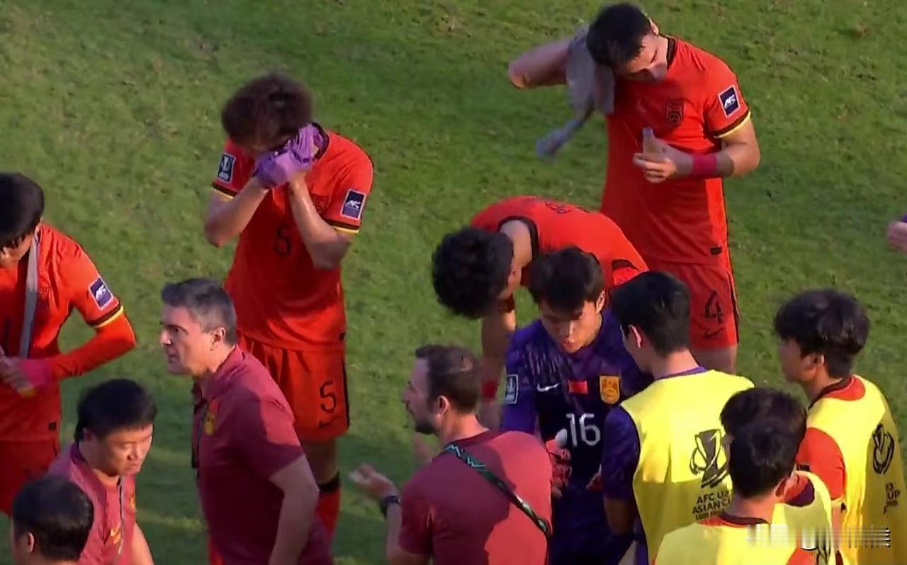 今晚U23中越足球对决，对双方来说都是突破，能让连续四届进入四强的乌兹别克斯坦队