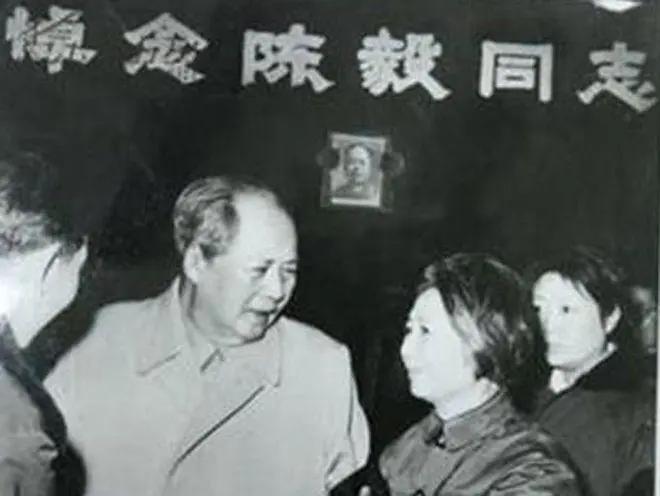 1972年1月6日，杰出的革命家、军事家、政治家、外交家陈毅元帅因患癌症医治无效