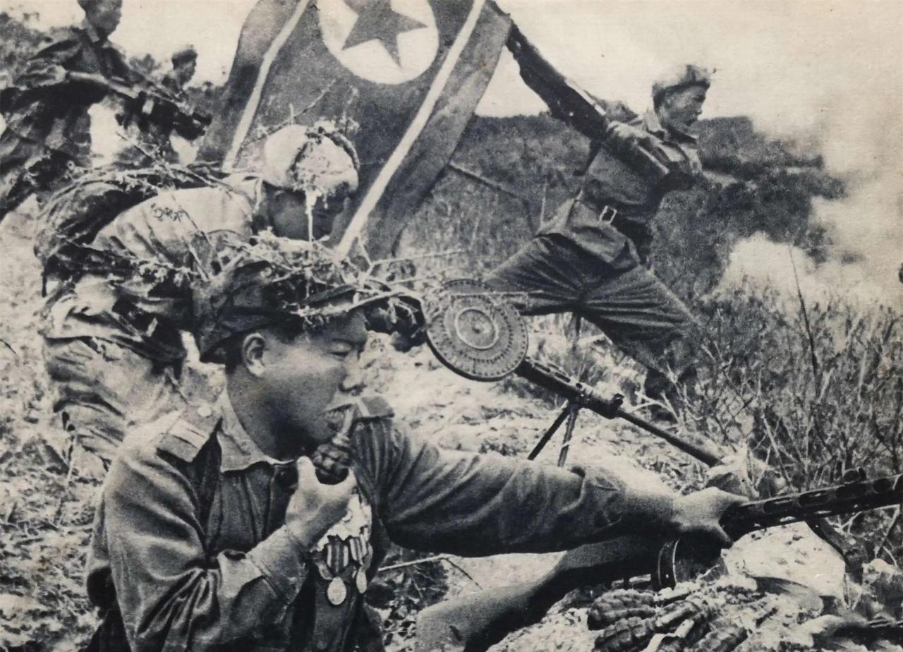 朝鲜战争中，我军500人奇袭南朝鲜溃军，没想到因为天太黑走错了路，误打误撞进了6