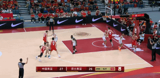 又慢又软！杨瀚森这一年来到底练了什么？
今天是杨瀚森进入NBA后的国家队首秀，很