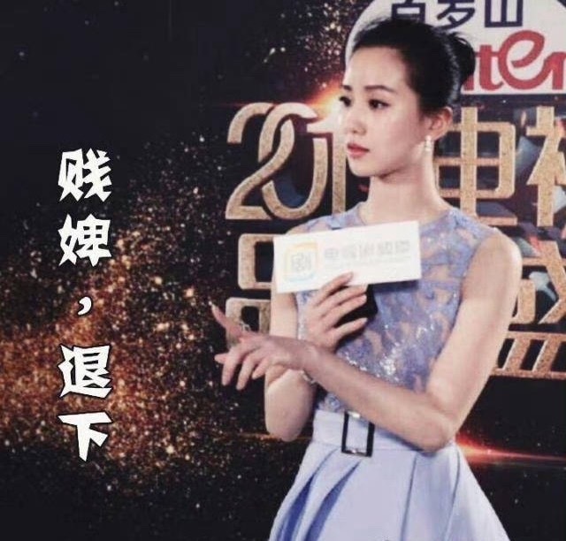 刘诗诗杂志还没拍呢，夏家就坐不住了[允悲]就开始彩人家cosmo了...我说今年