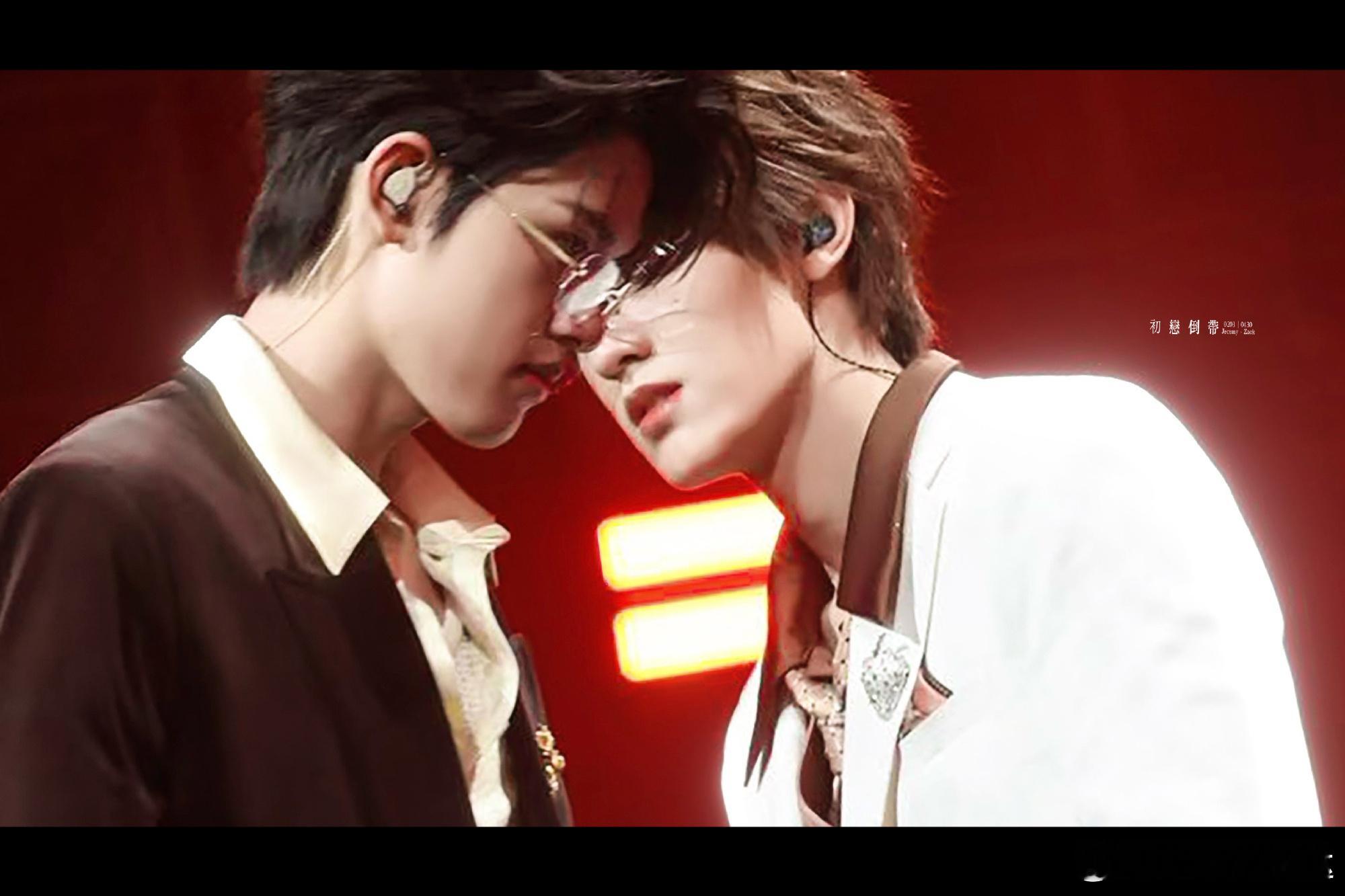 张泽禹张极双人舞台暗香张泽禹张极双主唱的权威 双主唱实力炸场！张泽禹张极演绎《暗