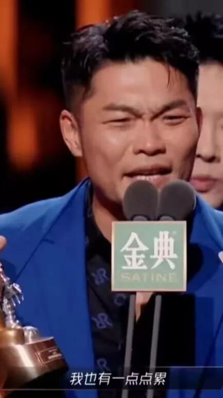 李玖哲成团发言真的是又好笑又心疼😂😂
李玖哲成团后的发言 他激动落泪的样子真