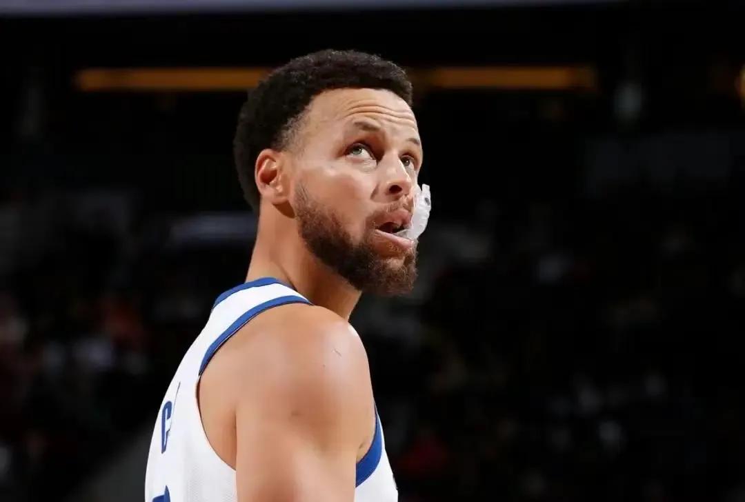 如果勇士输给森林狼，只领先8连胜的火箭一个胜场，被反超？
第一，自从申京不打，火