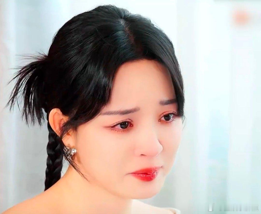林志炫教李莎旻子唱歌湖南卫视背后谁不想有个林志炫这样的声乐老师啊！教得细致又温柔