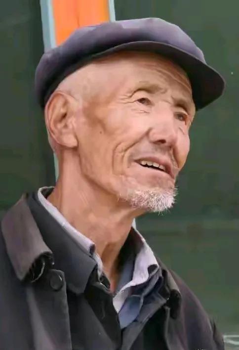 当我们步入 65 岁以后的人生阶段，生活可能会带来新的挑战，但也带来了更多珍贵的