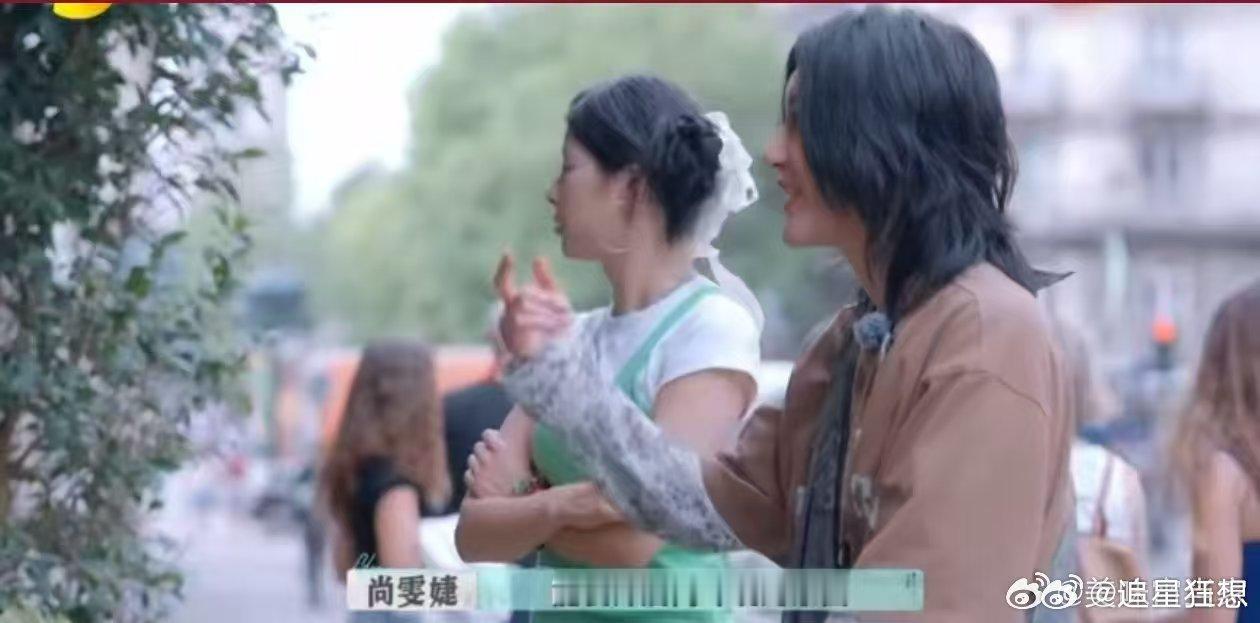 尚雯婕一说法语就吻上巴黎合伙人名场面巴黎合伙人 救命！尚雯婕的法语发音太苏了！买
