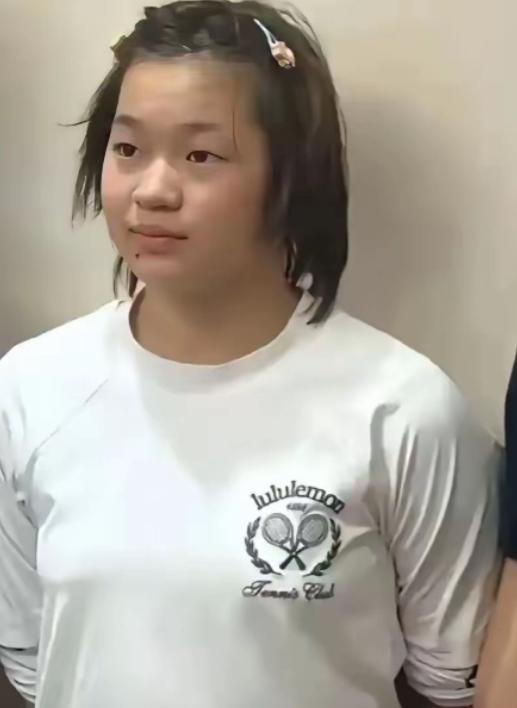 全红婵怕是回不到从前了，根子不在脚伤也不在心态，而是她肉眼可见地圆润了。东京那会