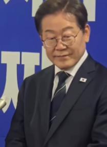 最近韩国总统李在明在接受采访时，针对台海问题的一番话引发了不少关注，他明确表示：