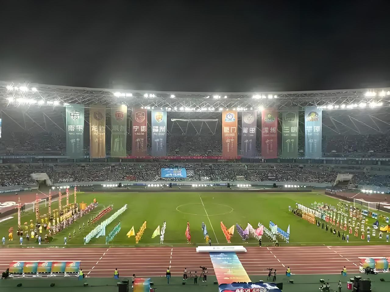 闽超绿茵首轮将鏖战九场！期待泉州队火力泉开，诠释爱拼敢赢闽南精神