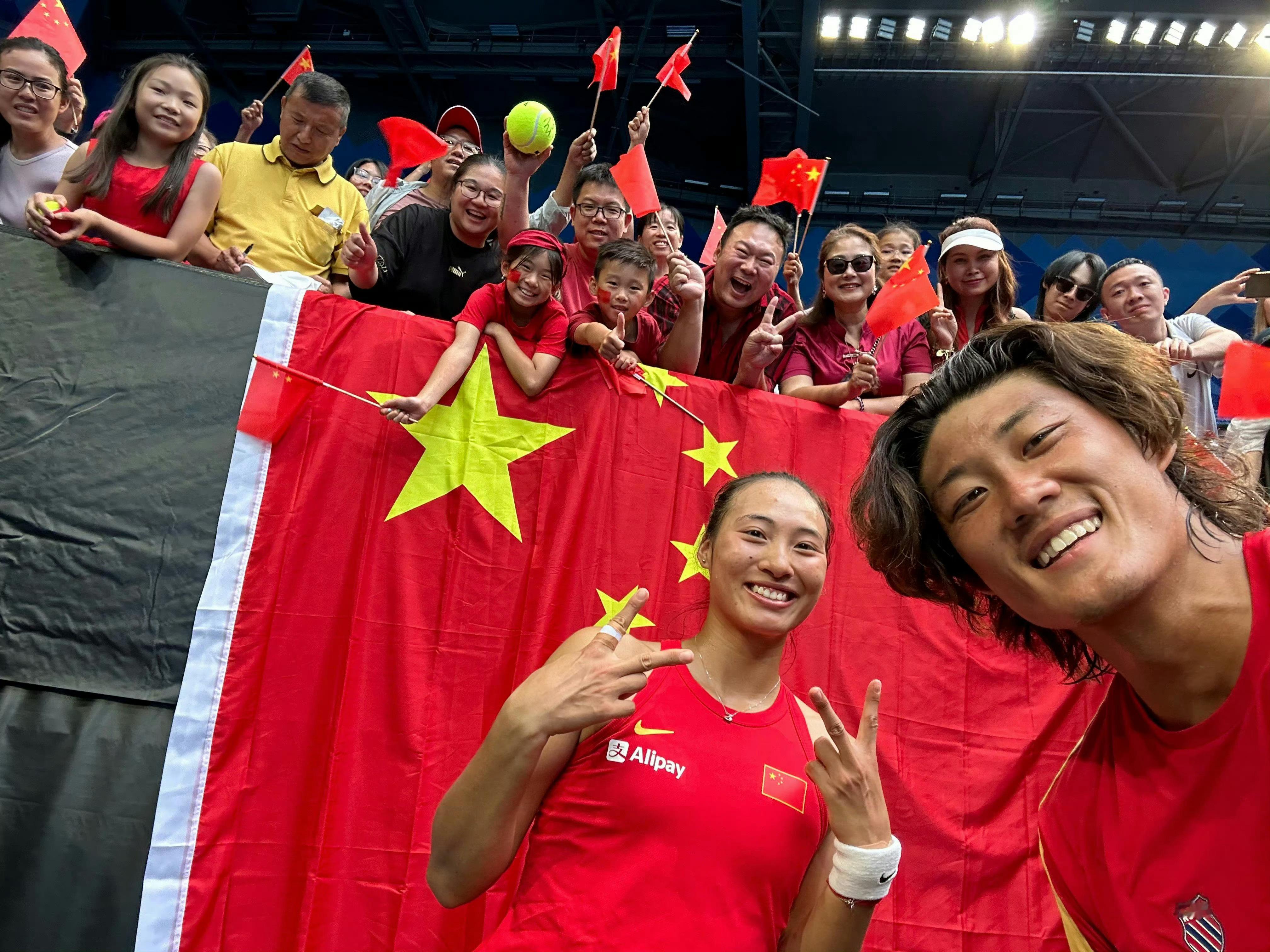 巴黎奥运会网球混双项目的参赛名单正式官宣，张之臻/郑钦文顺利搭档入围，这是中国网