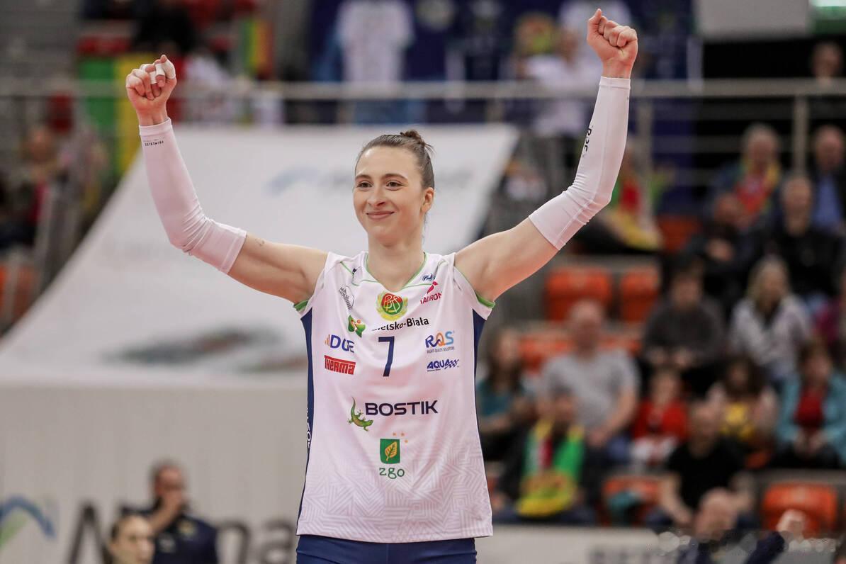 排球 ⚠️ 🇵🇱 波兰比亚瓦俱乐部宣布，国手副攻亚历山德拉·格里卡（Alek