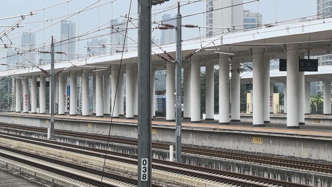 🏍️一人一车勇跨邳州东，电力机车有多飒？

🌪️本来以为跨城会很赶，没想到电