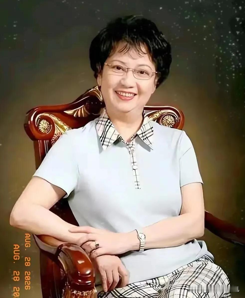 看了李维康去世的消息

我默默的做了三个决定：
 
79岁，对普通人来说算高寿了