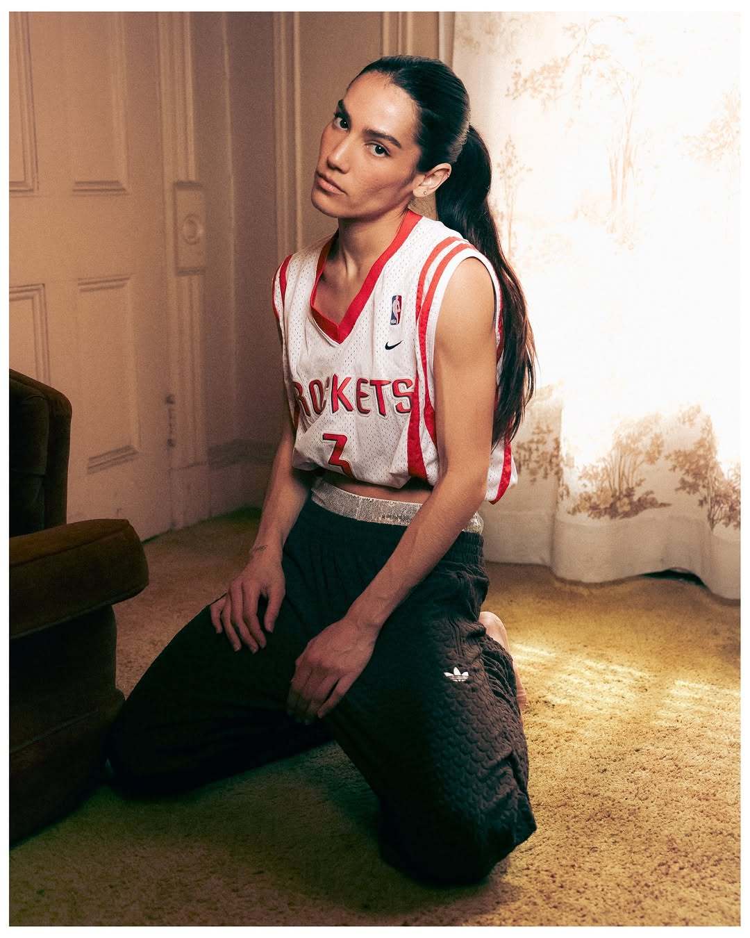 穿球衣的女孩 Jenna，是谁的粉？摄影 Jay Sprogell 