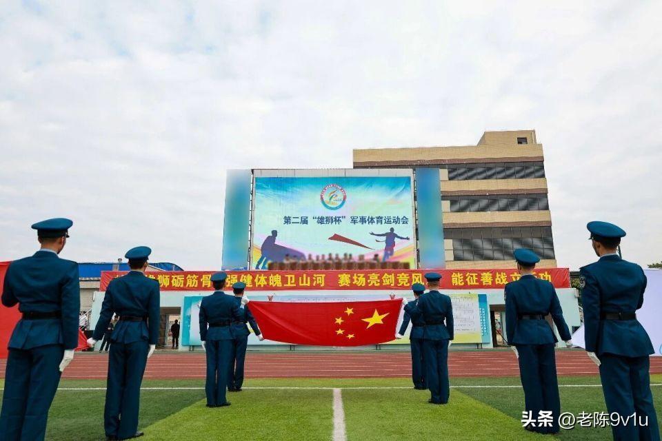 在2026年3月下旬，南部战区空军某部的训练场并非节日庆典的场地，而是一场紧扣实