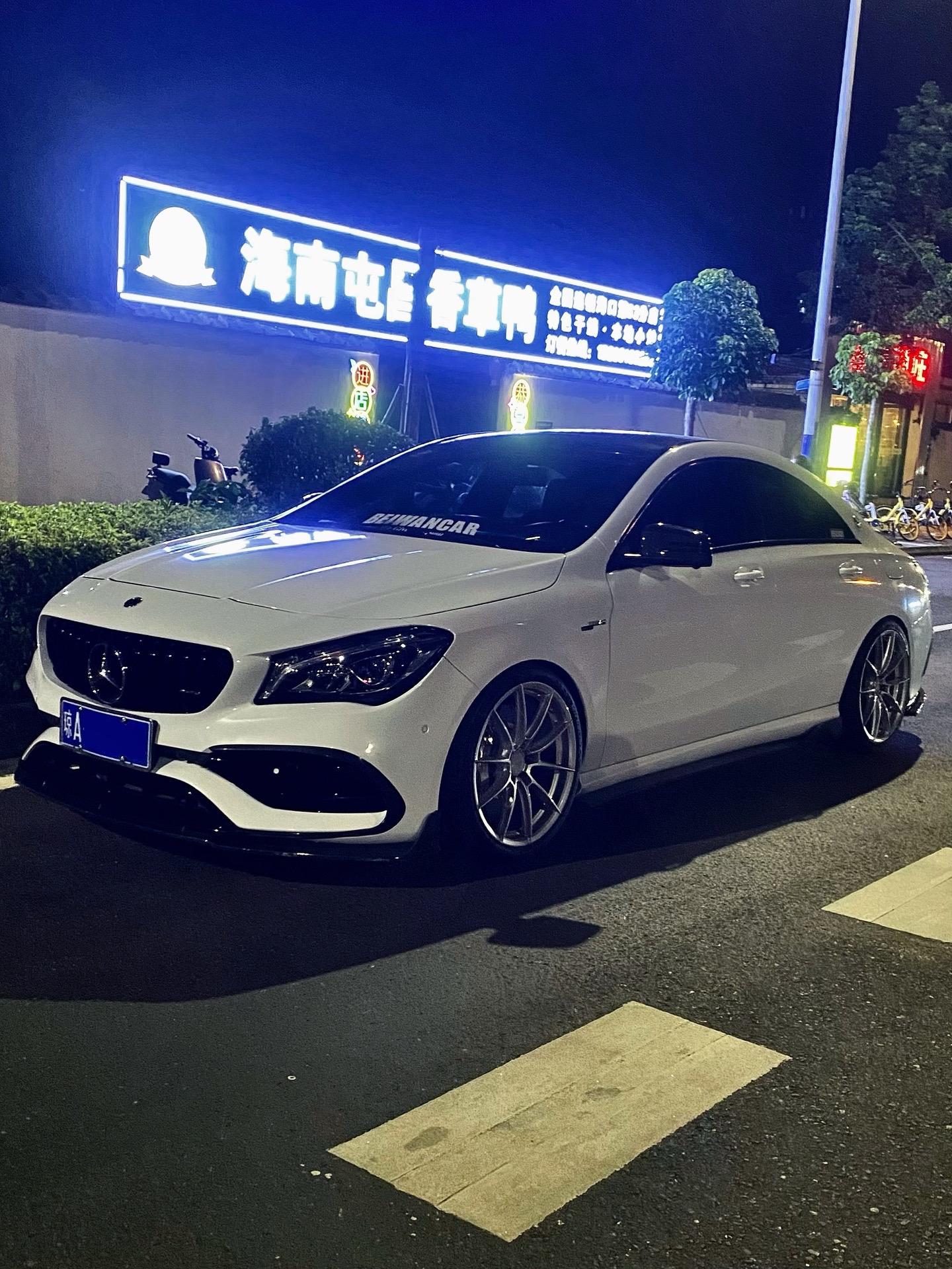 奔驰CLA.颜值杠杠的