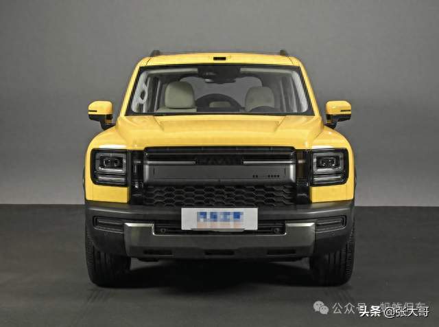 长城把底牌掀了！硬派四驱车仅15.78万，449匹+92油，全系四驱
