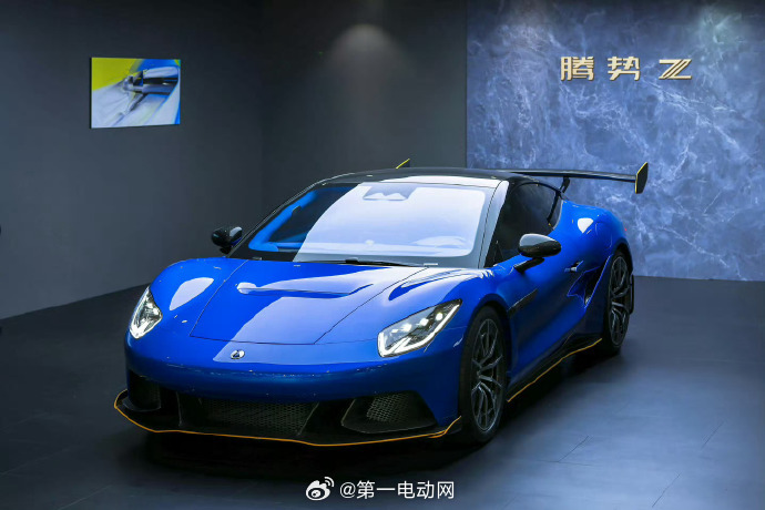 超级跑车腾势Z这外形大家还满意吗？目前正在欧洲纽北赛道进行测试，最后的成绩倒值得