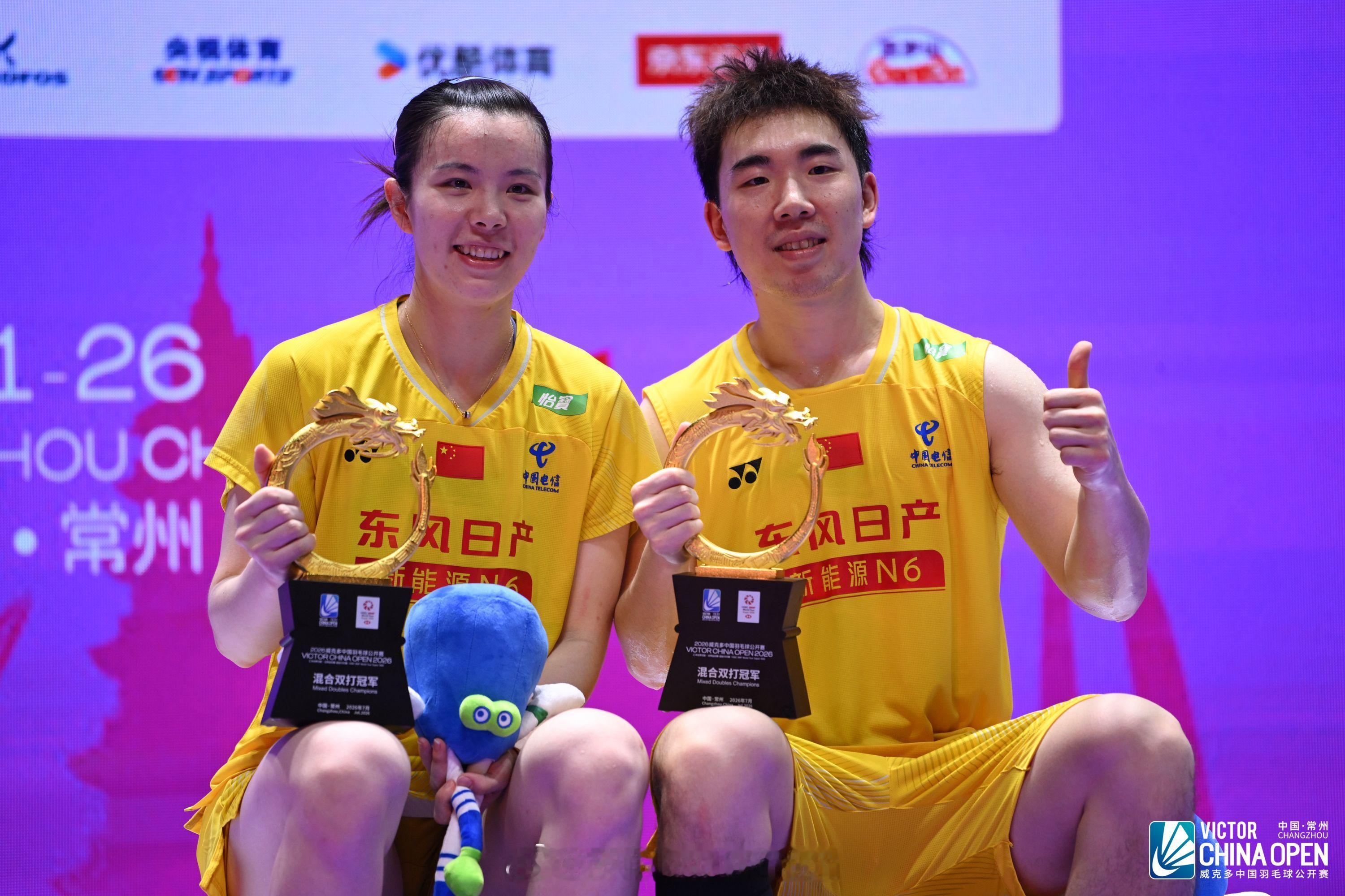 🏸中国公开赛🇨🇳国羽2️⃣冠2️⃣亚收官！★男单：🏆周天成ᴛᴘᴇ｜🥈大