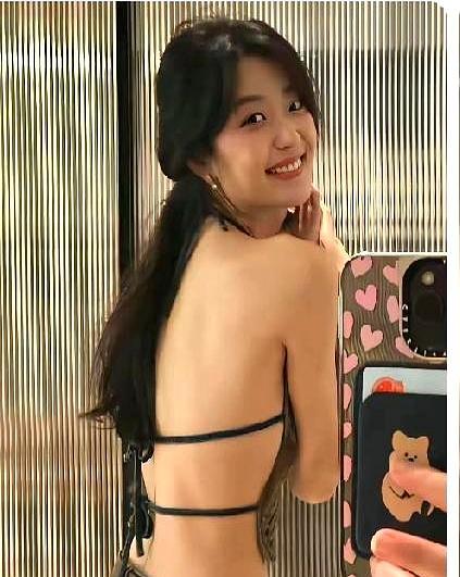 你敢信？之前被骂只会演傻白甜的孙千，刚把央视年代剧干成了同期热度第一。
 
刚收