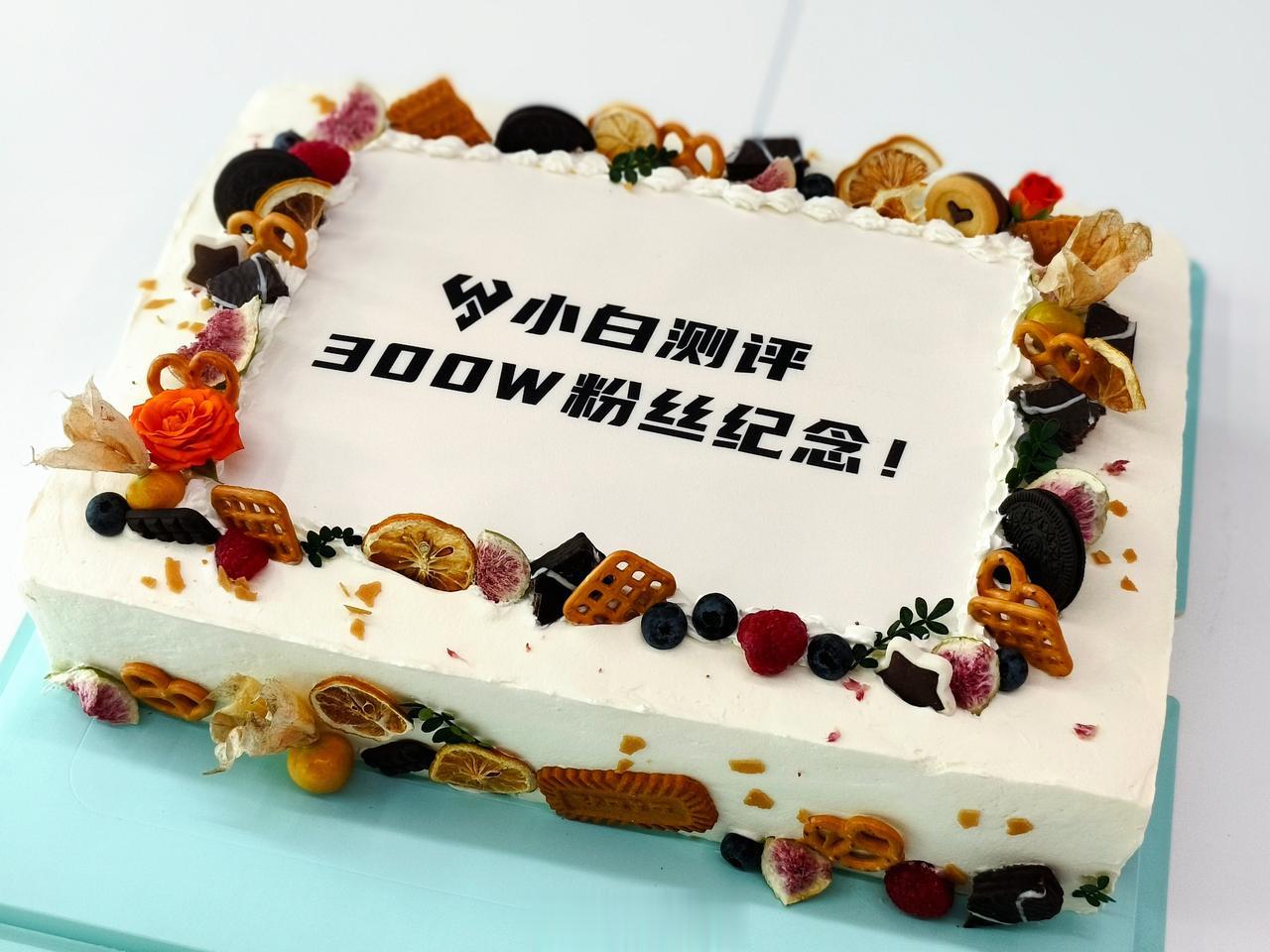 隔壁站300W订阅达成！感谢各位[haha]