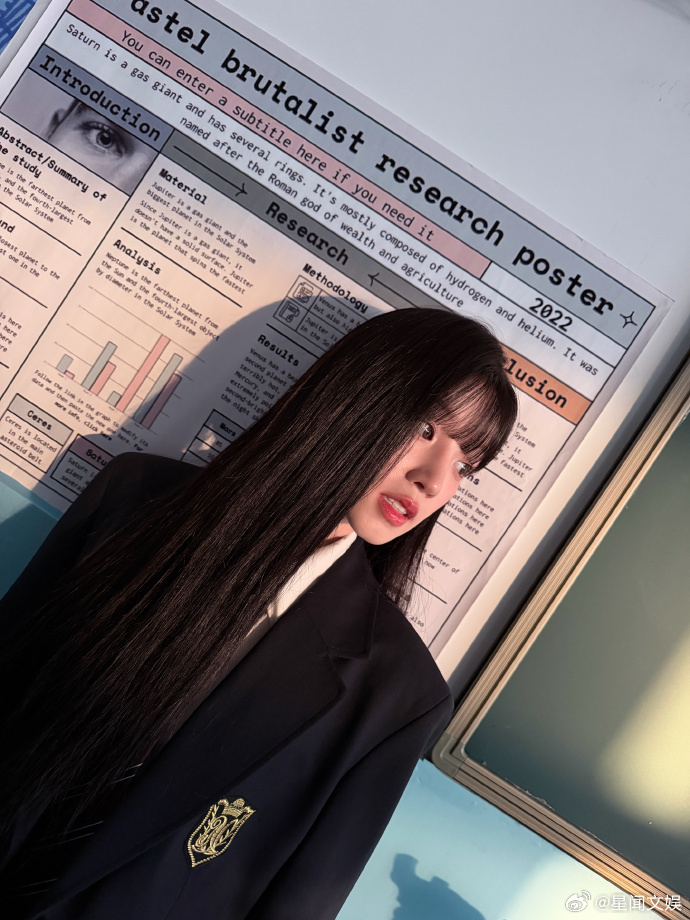 宋雨琦黑长直制服造型宋雨琦学姐感妆造黑长直温婉动人，制服加持，宋雨琦学姐气质拉满