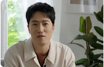 刘翔宣布买断获49.4万买断费：今后与体育局再无关联 ​​​