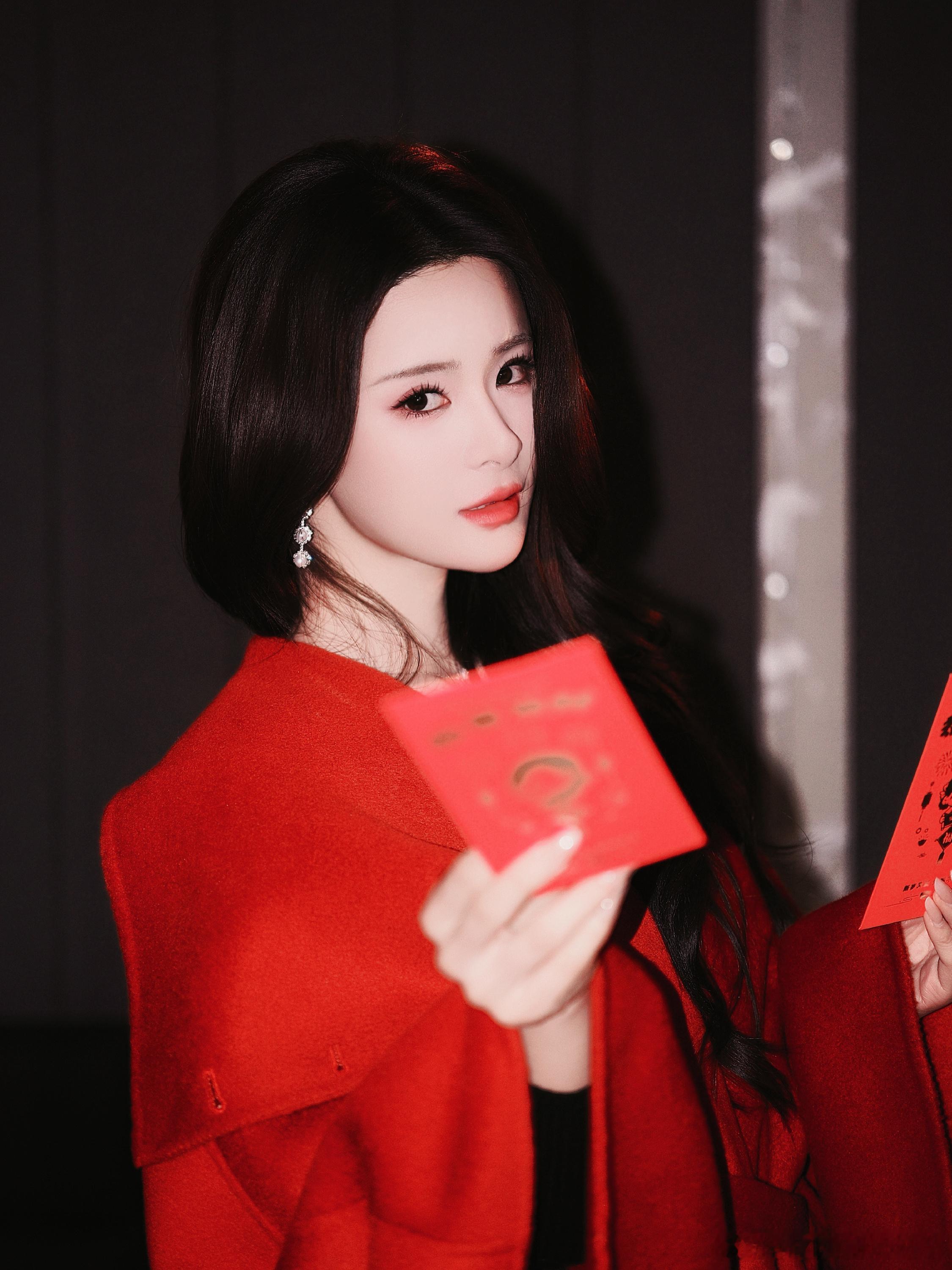 孟娜M孟娜 调色｜新年快乐 