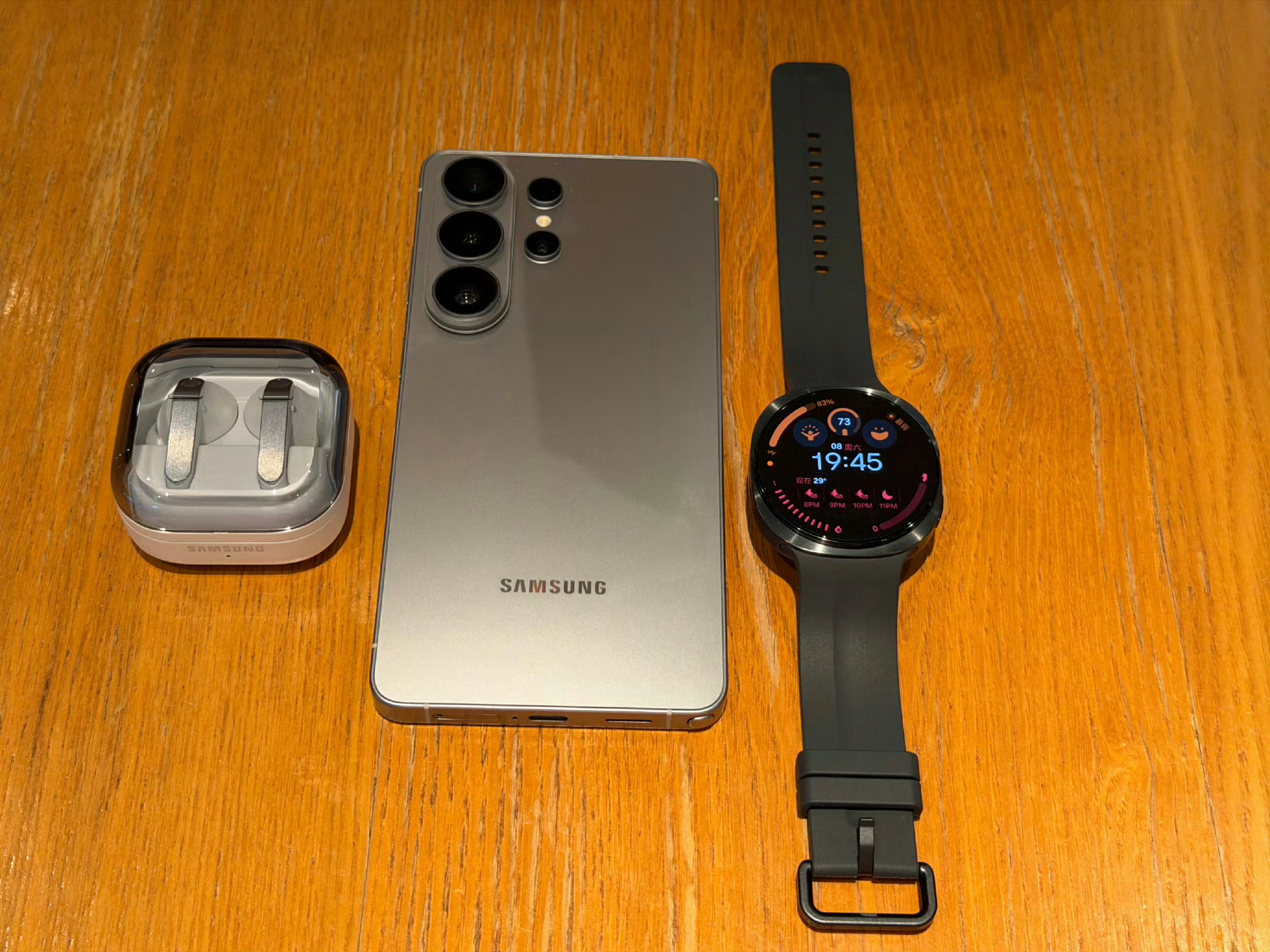 三星Watch9颜值高，续航久，功能强大，很喜欢