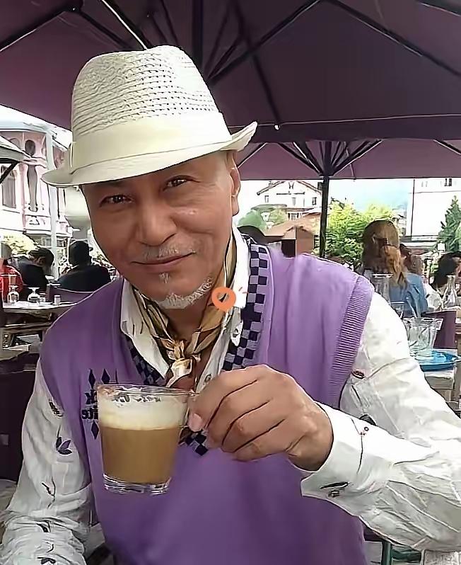 细思心酸的离别规律：人快要离开时，仿佛心里都有感应。
王侃生前那段日子，一改往日