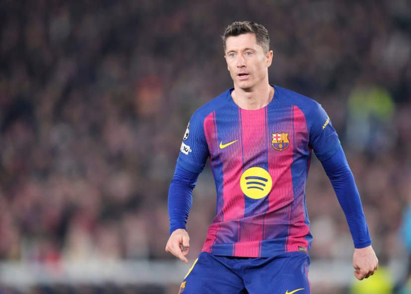 据西班牙媒体《每日体育报》报道，芝加哥火焰有意莱万，正在积极推动今夏免签球员事宜