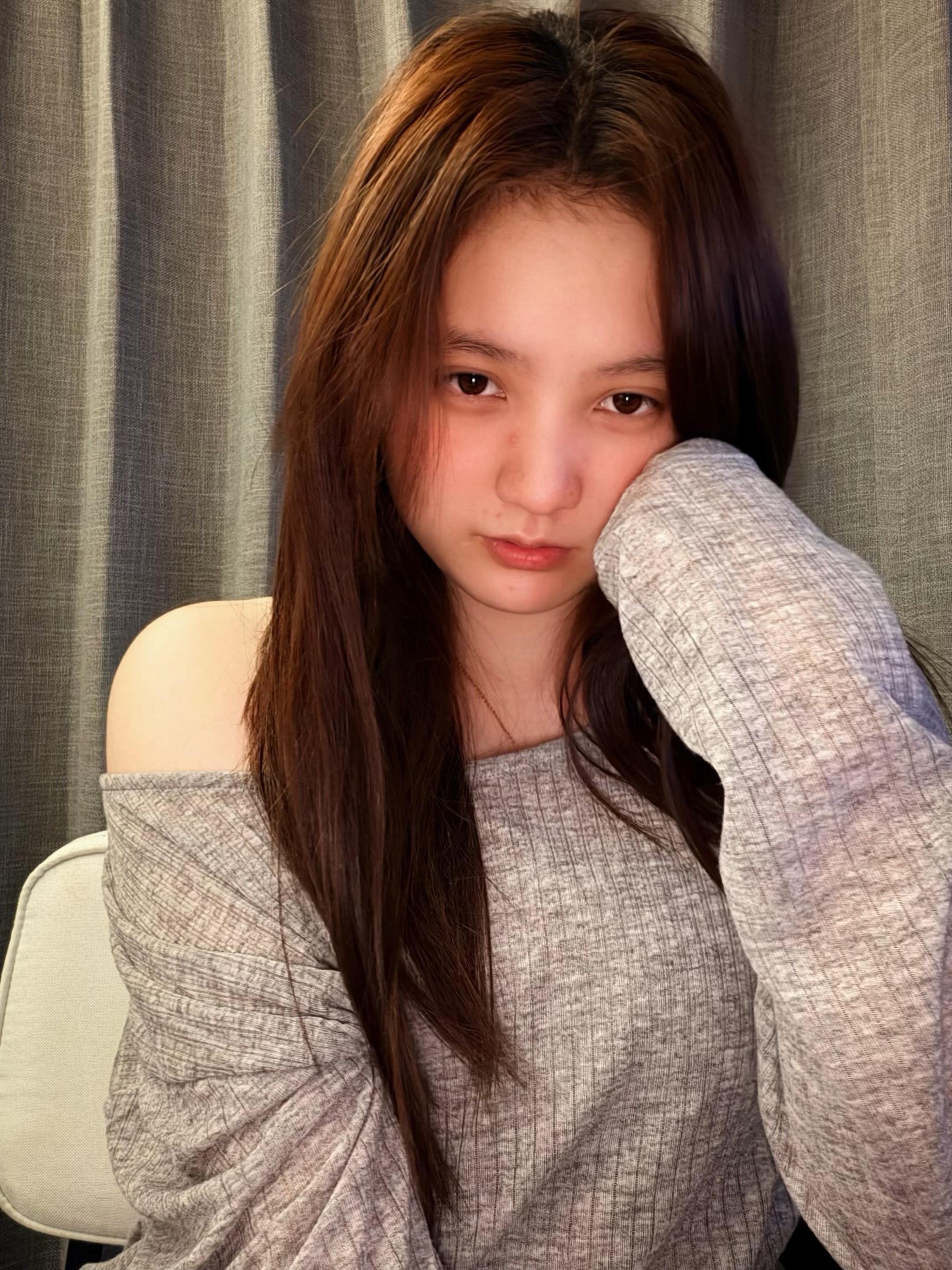 你看着我的眼睛告诉我我在你心里到底算什么。