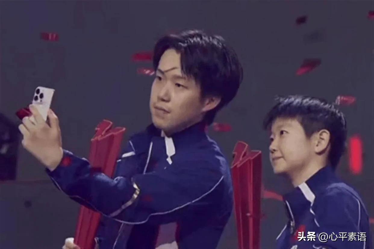 乒乓球世界冠军“大头”
在采访中曾动情地说：
“在我最低谷、最落魄时，
是她第一