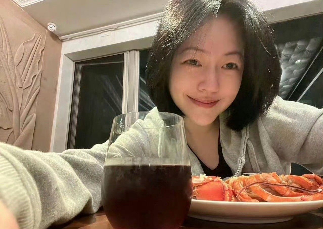 #小S晒的大餐是许雅钧吃剩的#尊重祝福 ​​​