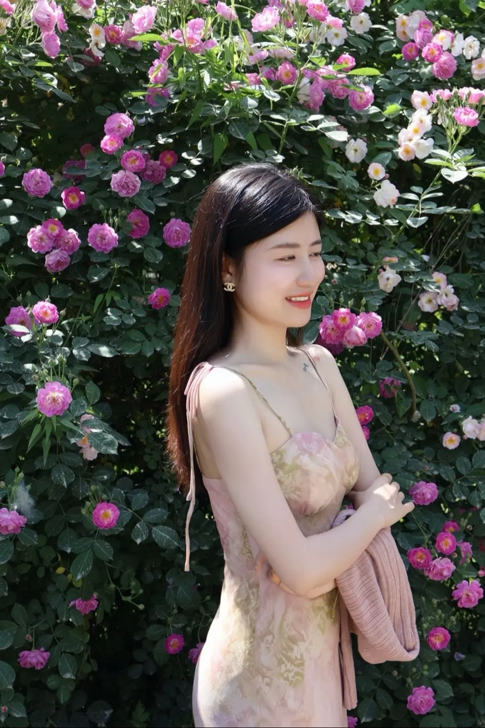 请允许自己有任何情绪 像天气一样 有时晴 有时阴 坦然接受各种似是而非