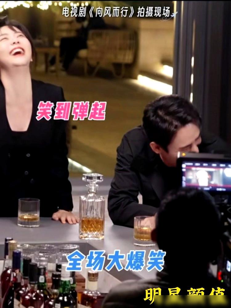 为什么一部播了三四年的老剧，直到今天还能让无数人深夜反复复盘？
爆款剧的生命力