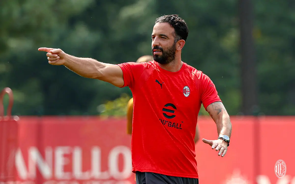 【MN】 🔴⚫️ 今天，米兰全队将休息一天，球队将于明早在米兰内洛重新集结。随
