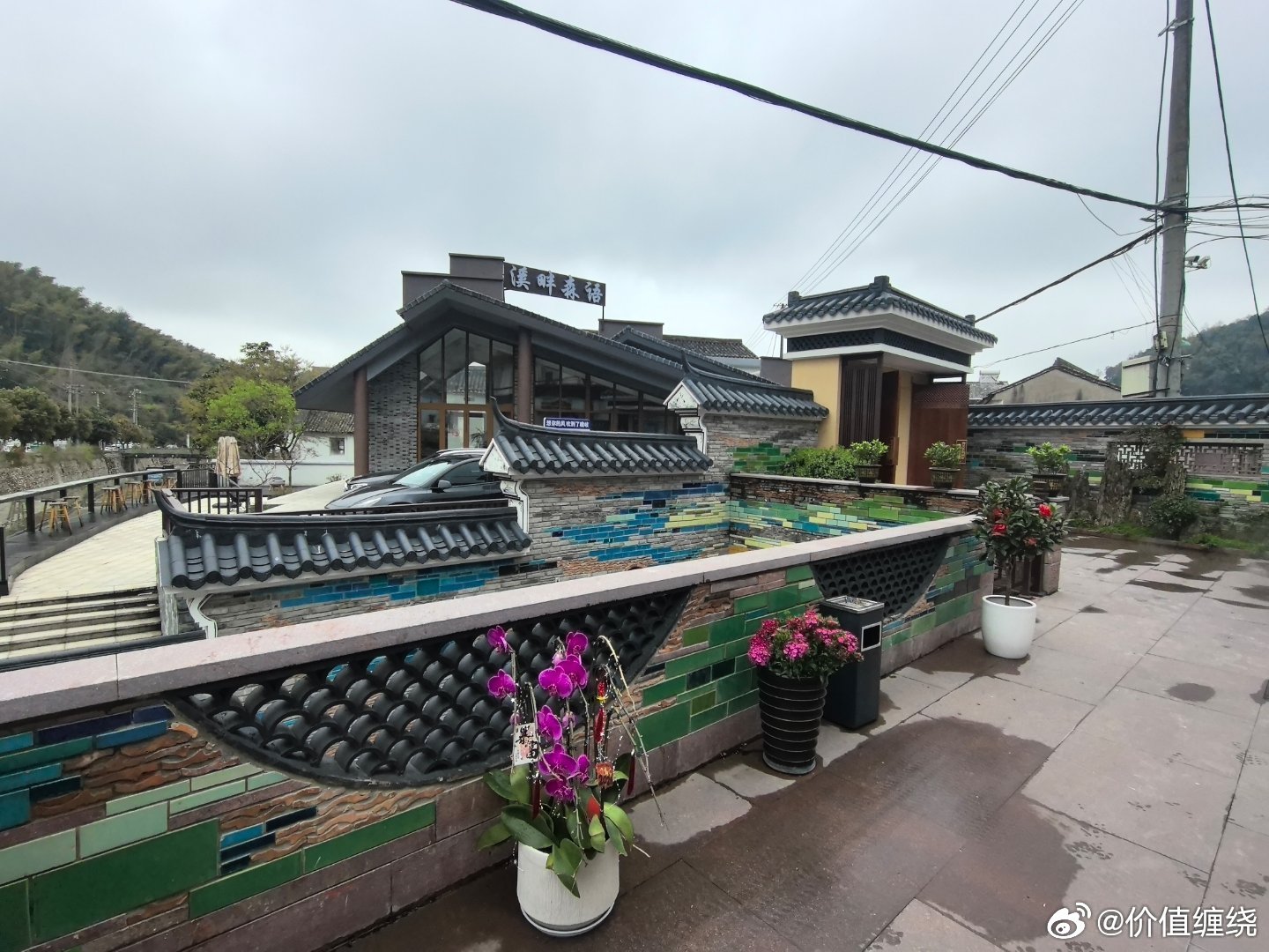 多多不露脸不让拍，给老马拍一张，牛气冲天，紫气东来 宁波·阿培饭店