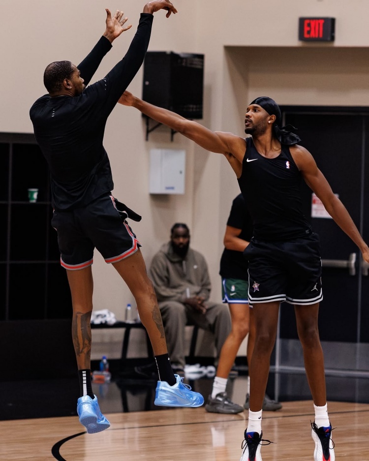 莫布里和杜兰特一起训练！nba休赛期 ​​​