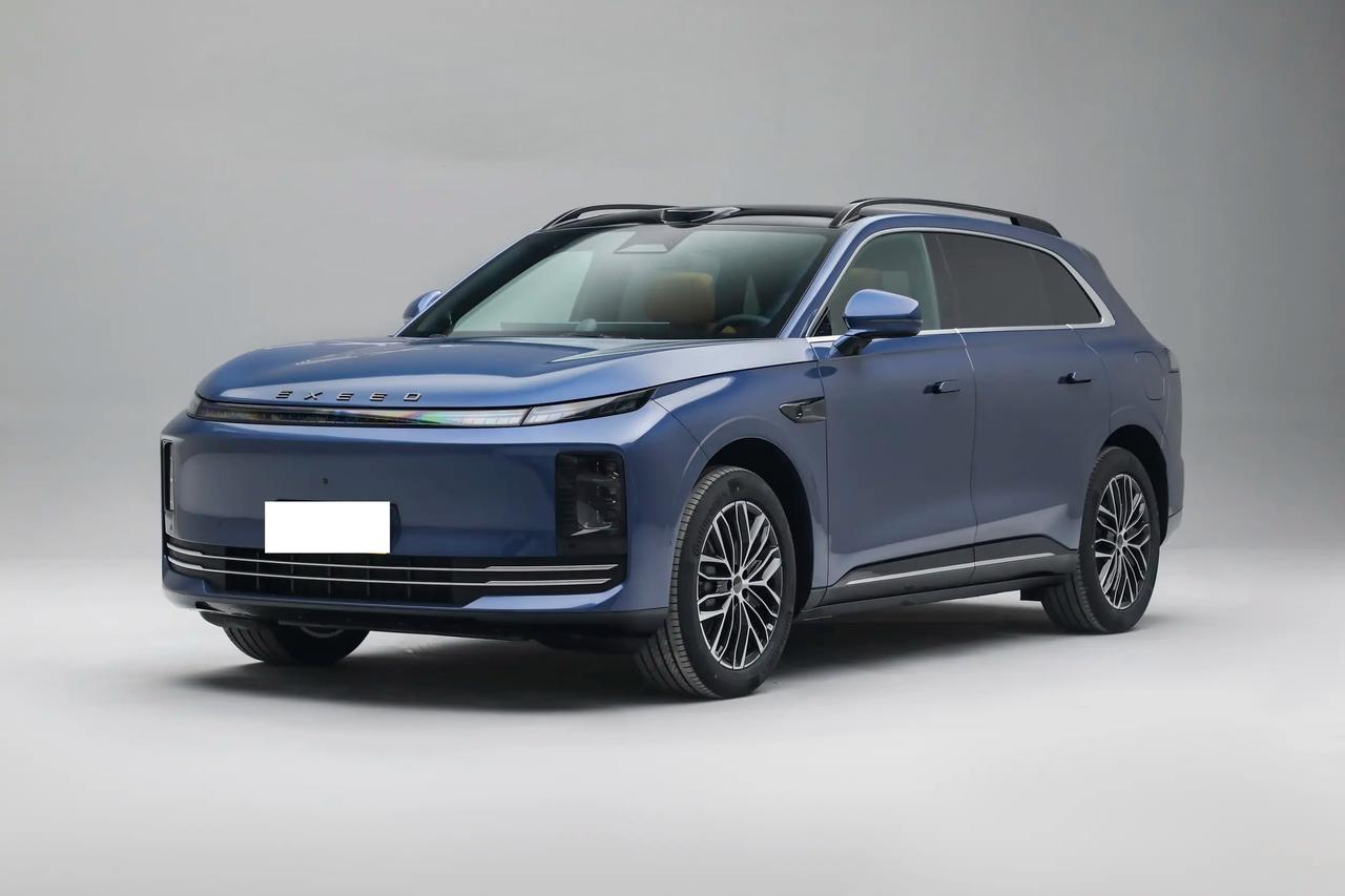 🔋我个人挺认可新款星途EX7把纯电版做上800V，这说明它不想只做“能开”，而