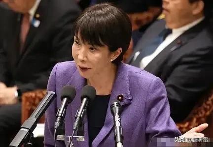 高市早苗喊话伊朗，她让伊朗要保持克制。意思就是让伊朗站着别动，真心接受美国的“教