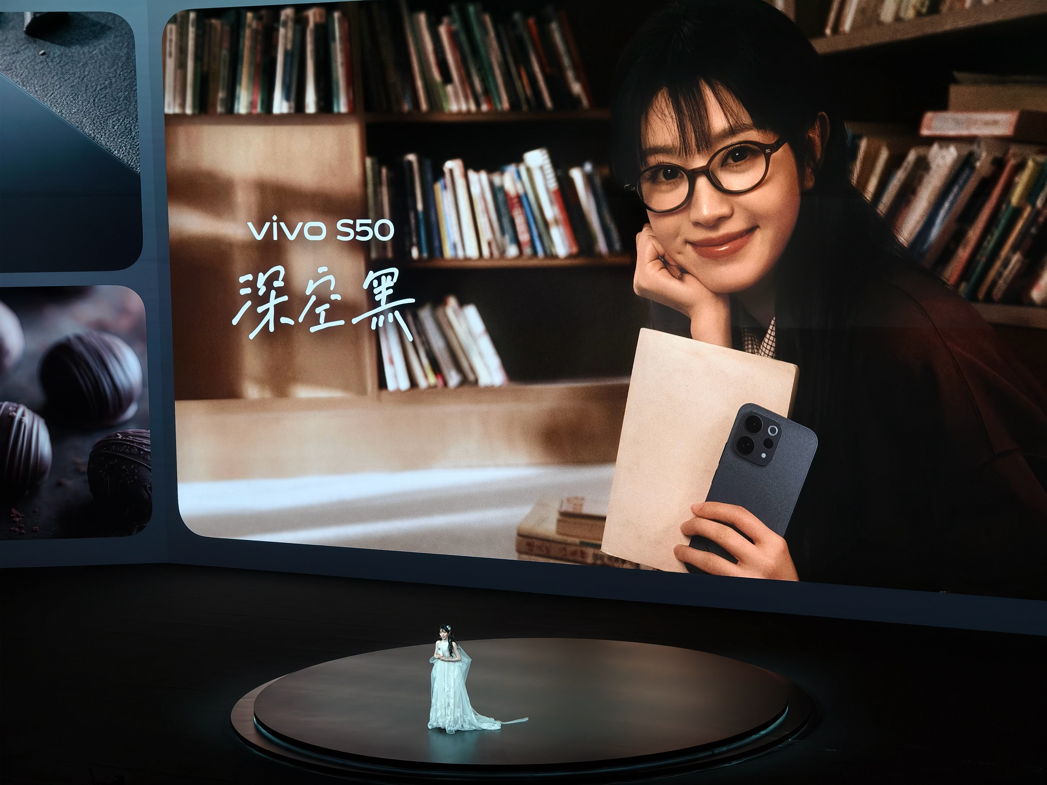 谢邀，人在vivo S50系列发布会现场，已经被田曦薇美晕了，两次出场都好棒！！