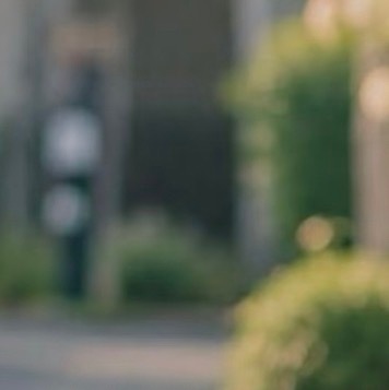 善良，从来不是无底线的退让，不是一味讨好，更不是毫无原则的包容。是阅过世事，依然